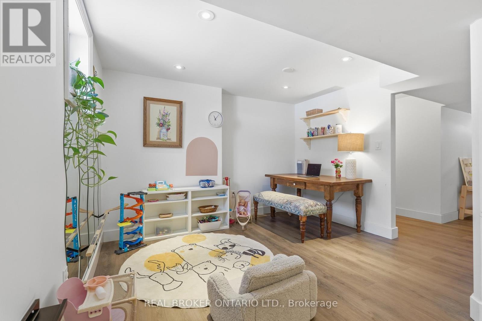 9 Pine Park Boulevard, Adjala-Tosorontio, Ontario  L0M 1J0 - Photo 28 - N12856232