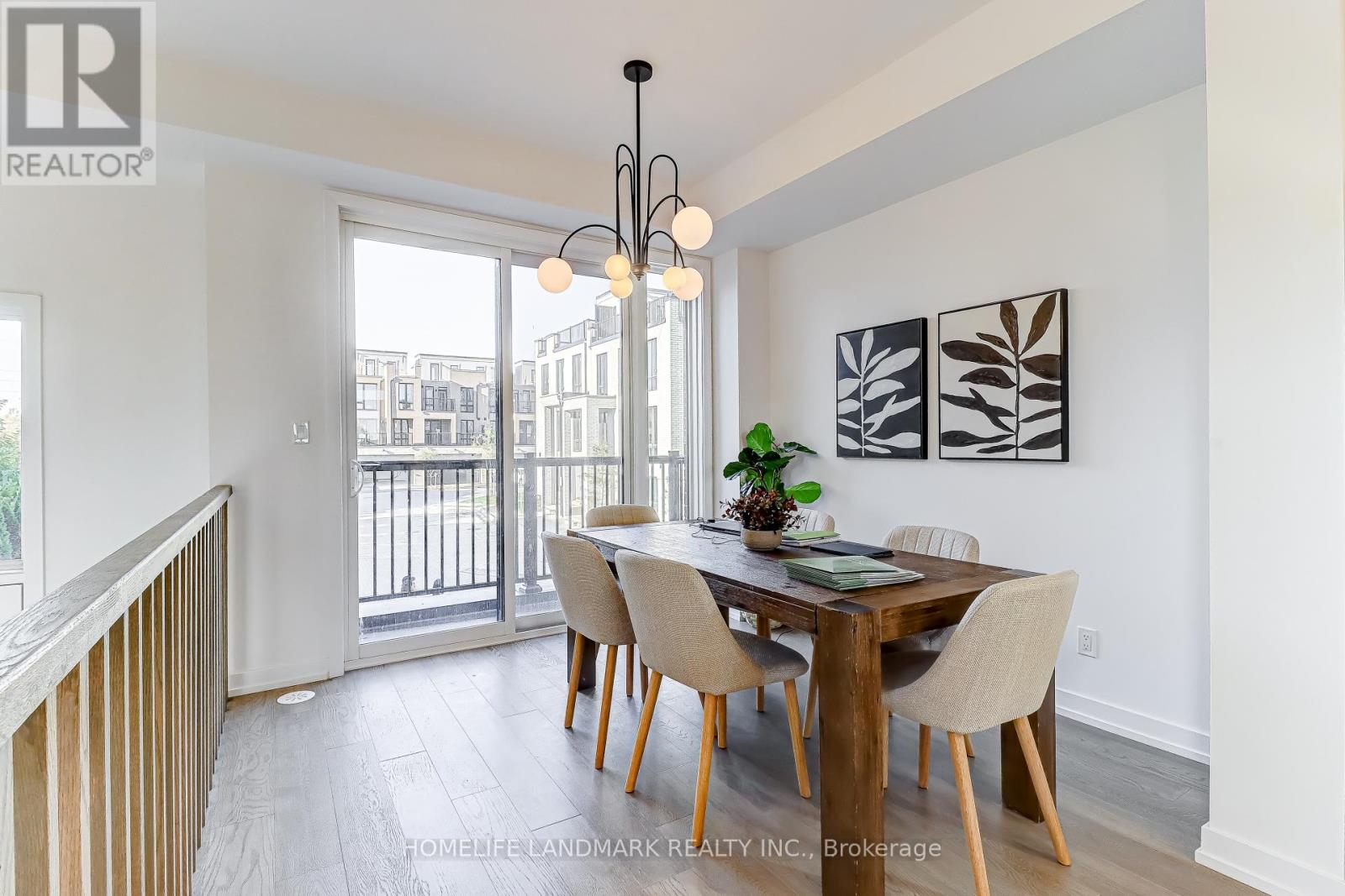 31 Bancroft Lane, Richmond Hill, Ontario  L4E 1M1 - Photo 2 - N12856284