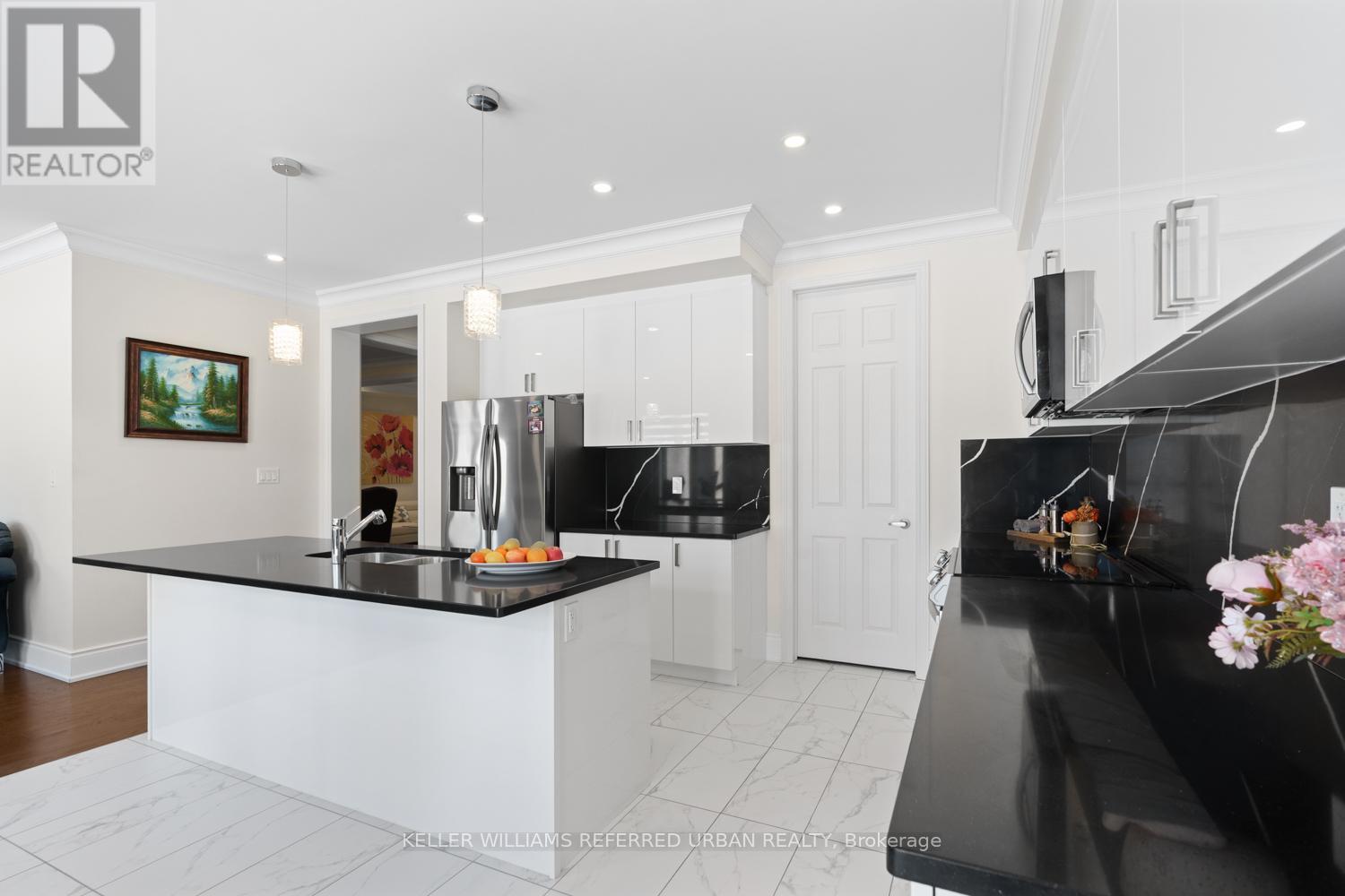 14 Hummingbird Grove, Adjala-Tosorontio, Ontario  L0G 1W0 - Photo 10 - N12856296