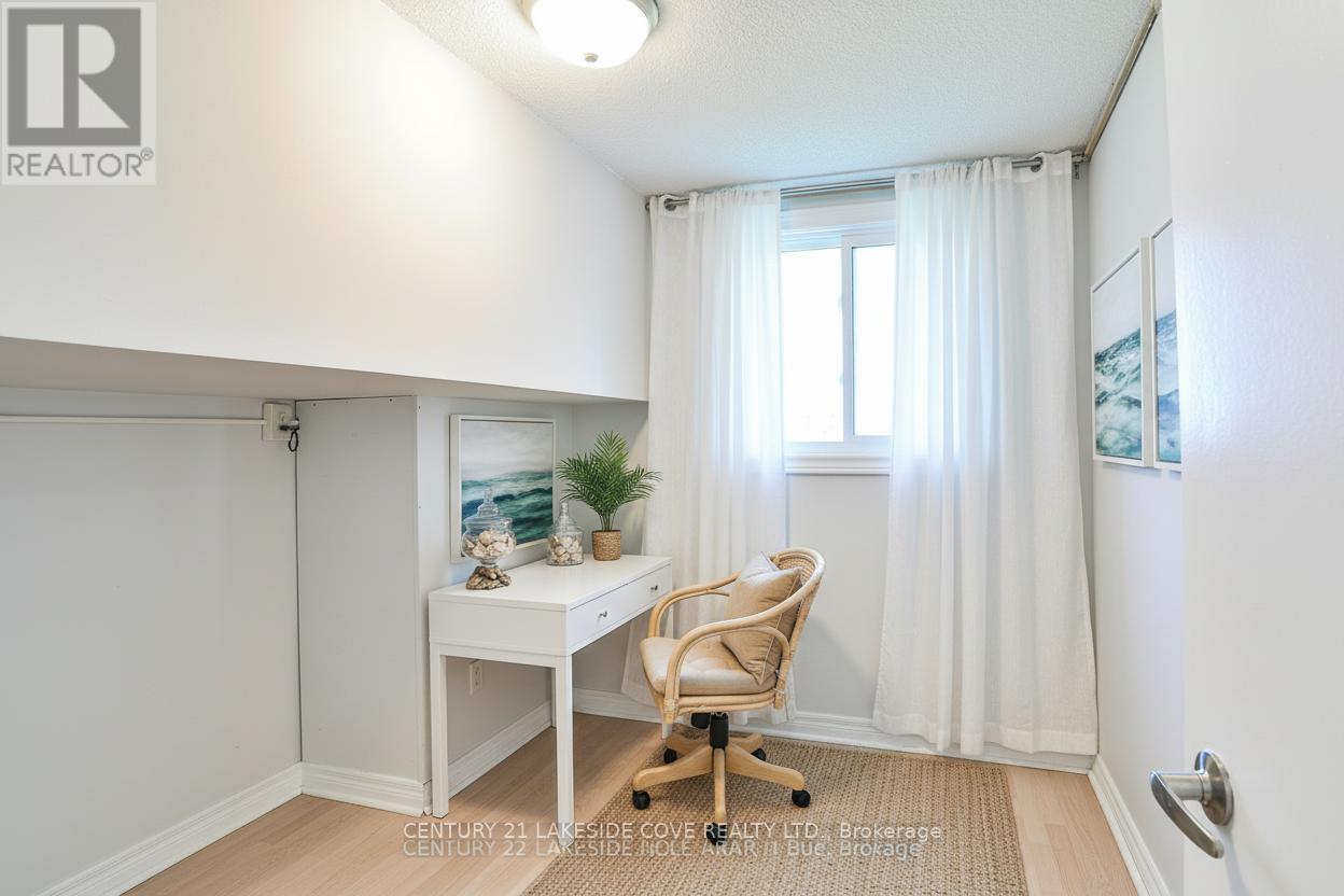 Unit #6 - 4 Paradise Boulevard, Ramara, Ontario  L0K 1B0 - Photo 21 - S12856224