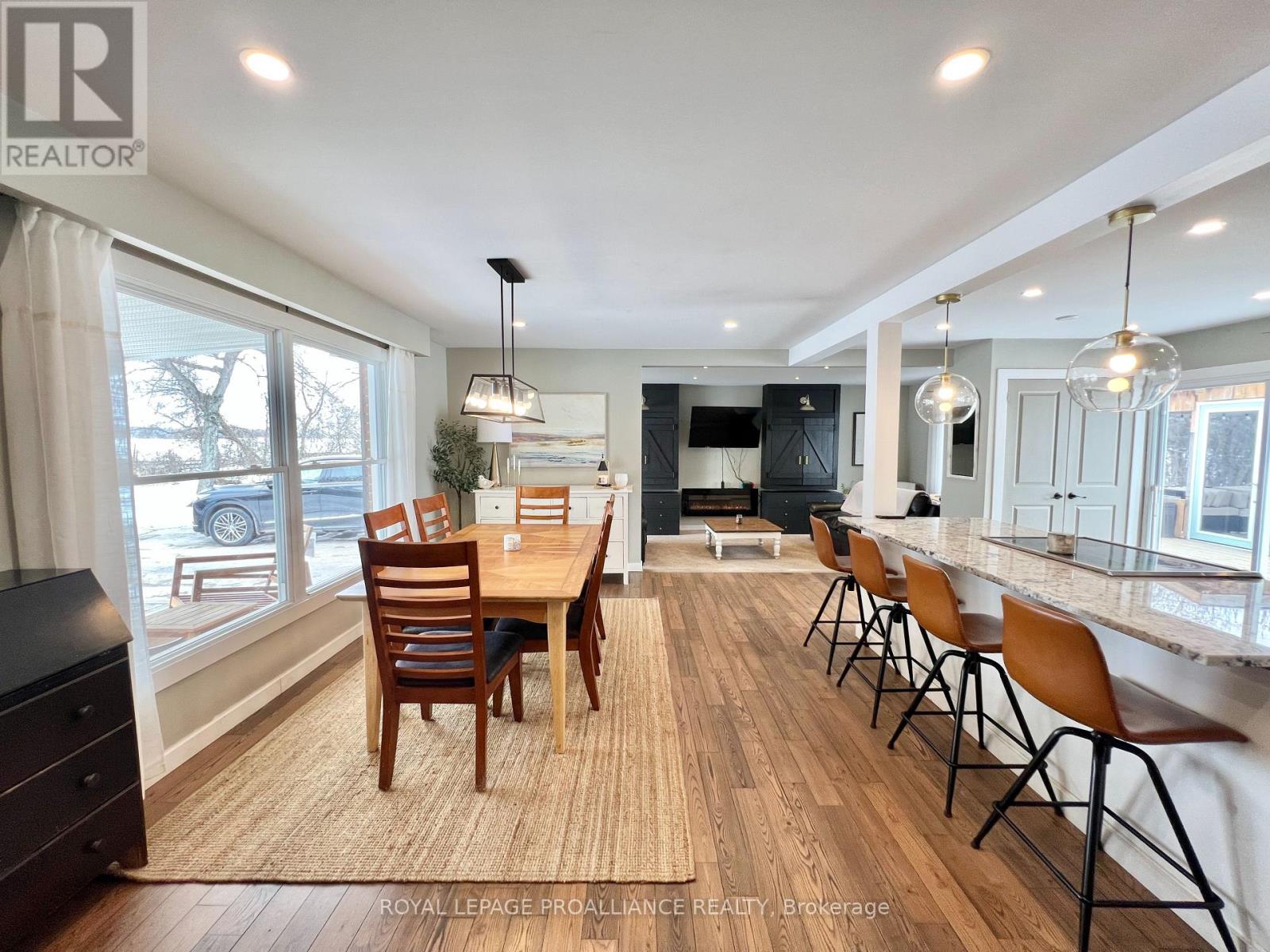 1099 Wilson Road, Prince Edward County (Hallowell Ward), Ontario  K0K 2J0 - Photo 4 - X12841012