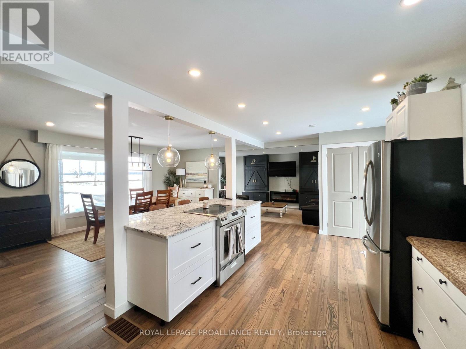 1099 Wilson Road, Prince Edward County (Hallowell Ward), Ontario  K0K 2J0 - Photo 8 - X12841012