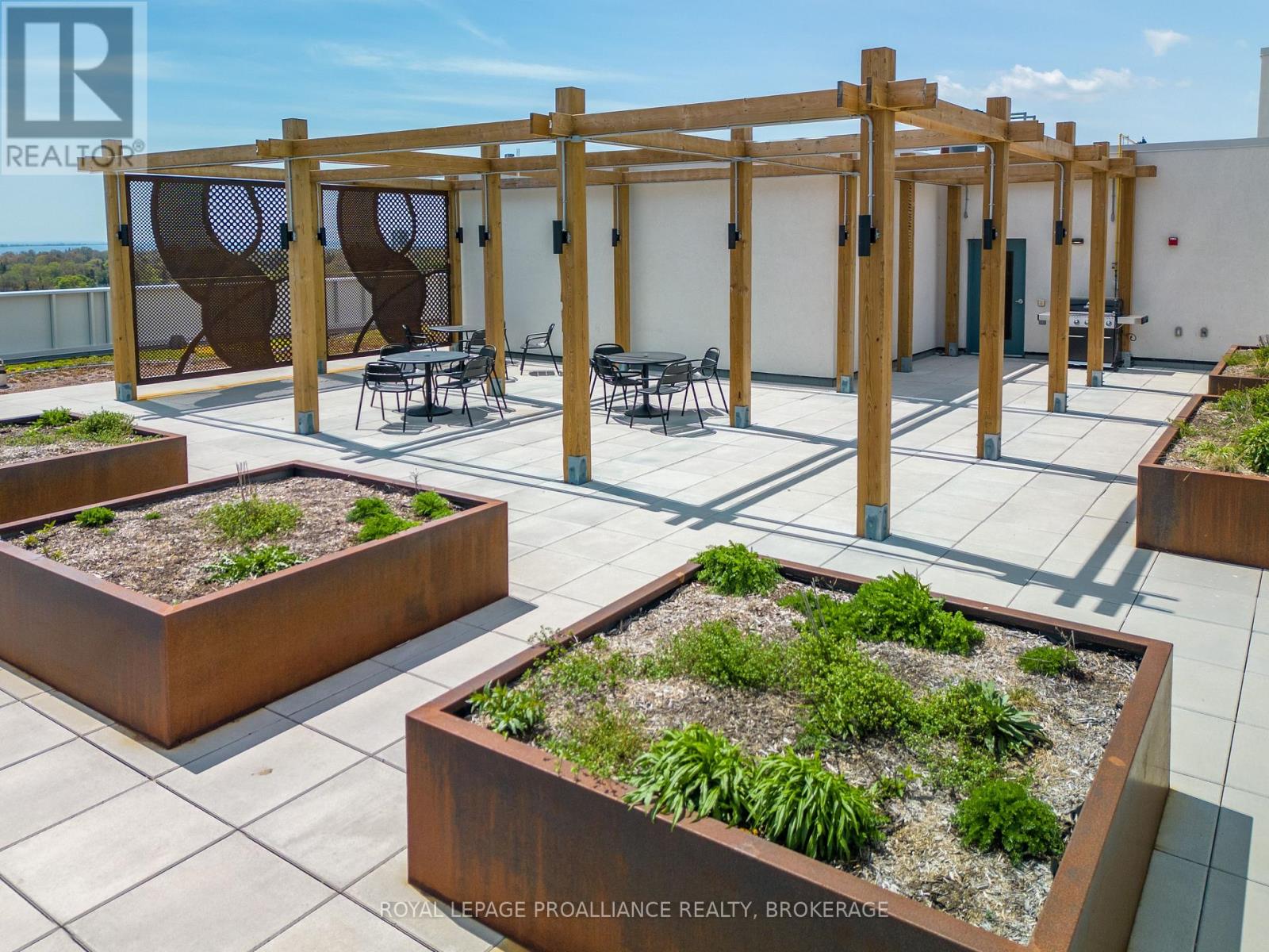 519 - 652 Princess Street, Kingston (Central City East), Ontario  K7L 1E5 - Photo 6 - X12855894