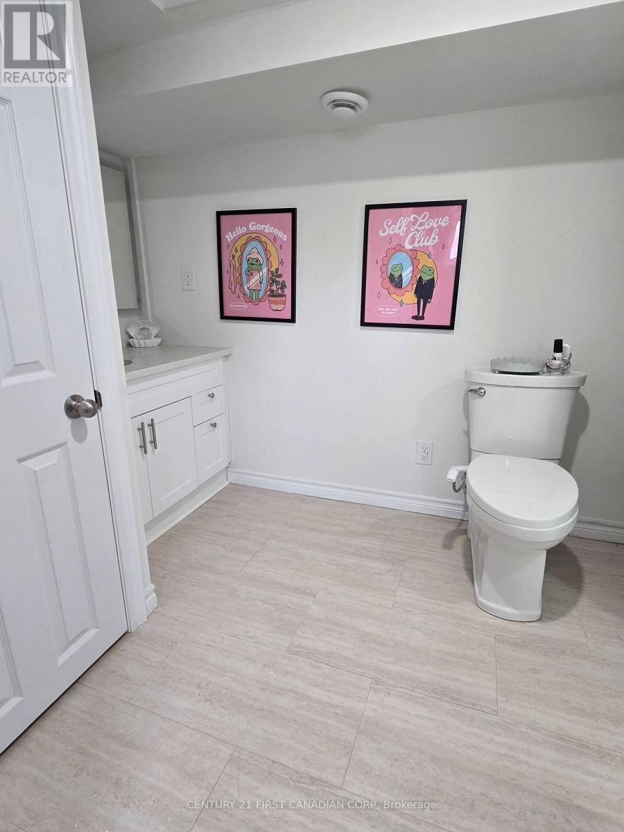 Photo 19 of 44 for 43409 Sparta Line