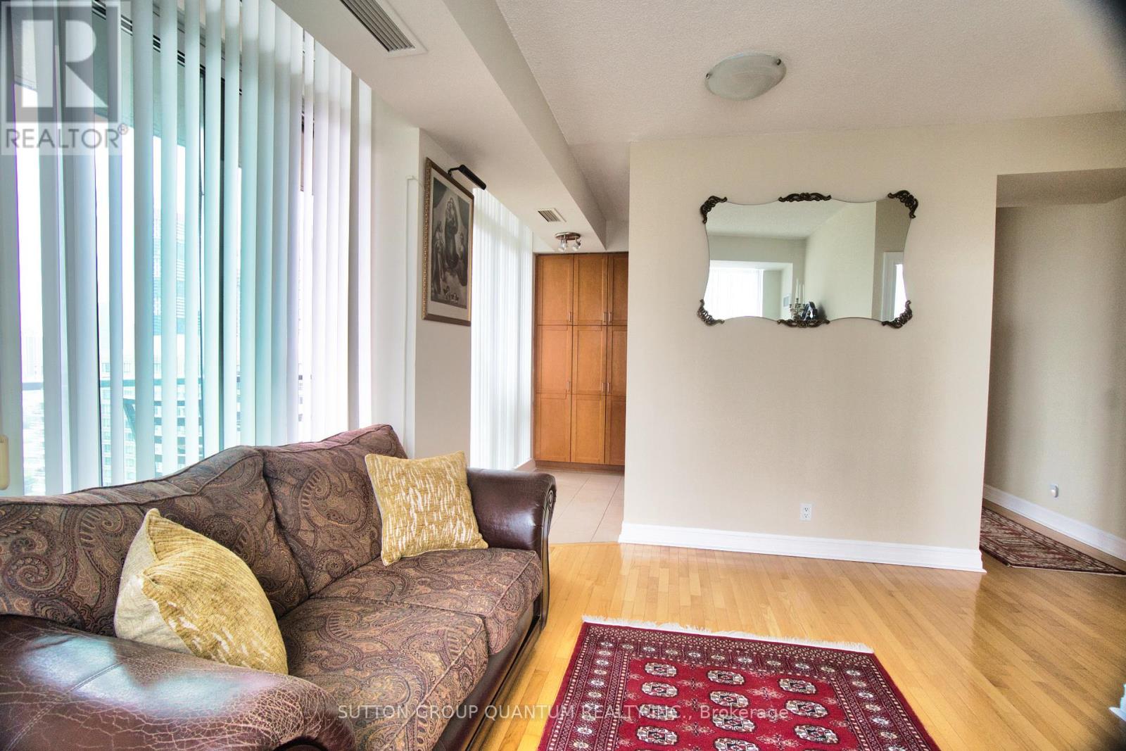 2705 - 1 Elm Drive W, Mississauga (City Centre), Ontario  L5B 4M1 - Photo 14 - W12856168