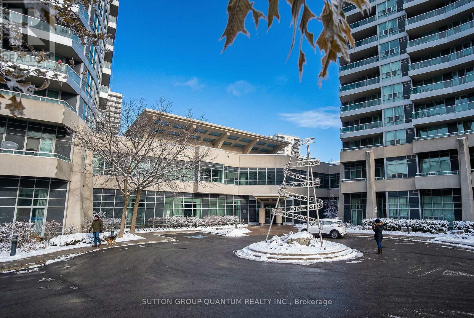 2705 - 1 Elm Drive W, Mississauga (City Centre), Ontario  L5B 4M1 - Photo 2 - W12856168