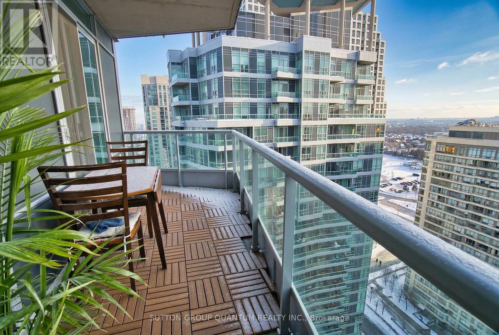 2705 - 1 Elm Drive W, Mississauga (City Centre), Ontario  L5B 4M1 - Photo 5 - W12856168