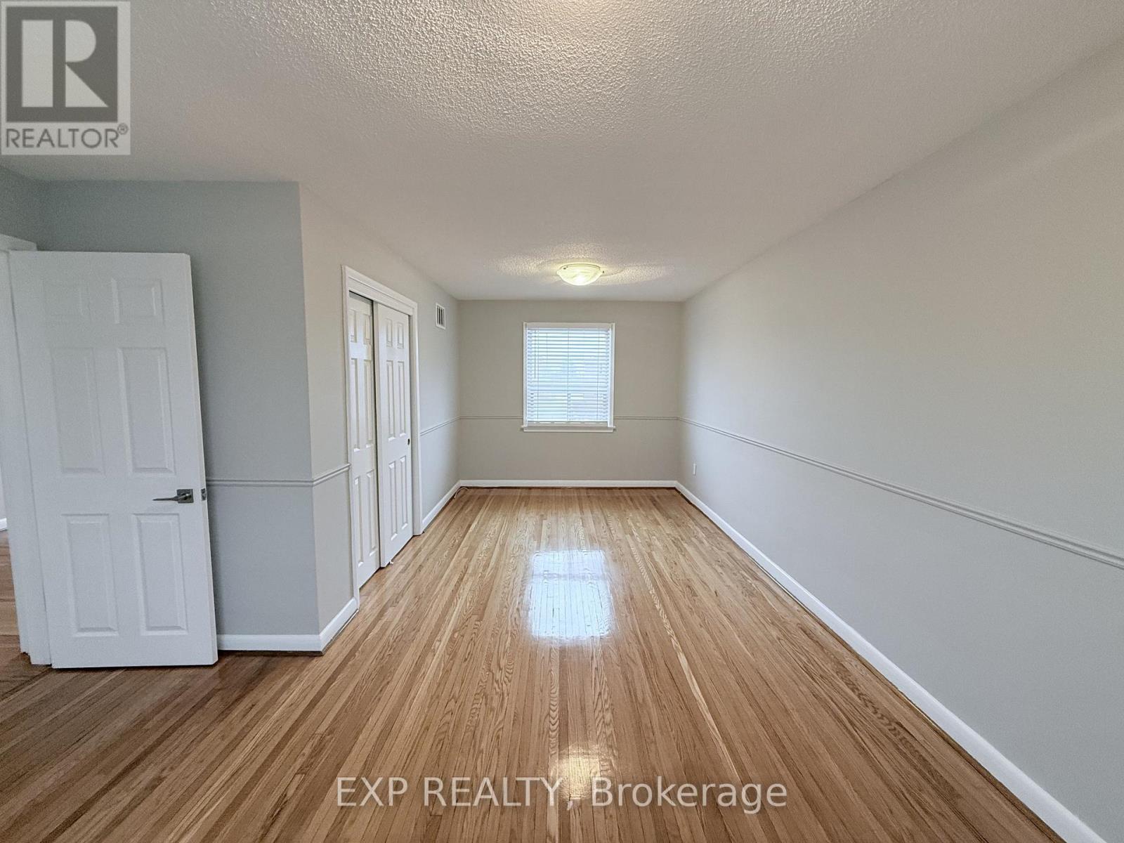 65 Beckett Avenue, Toronto, Ontario  M6L 2B3 - Photo 22 - W12856178