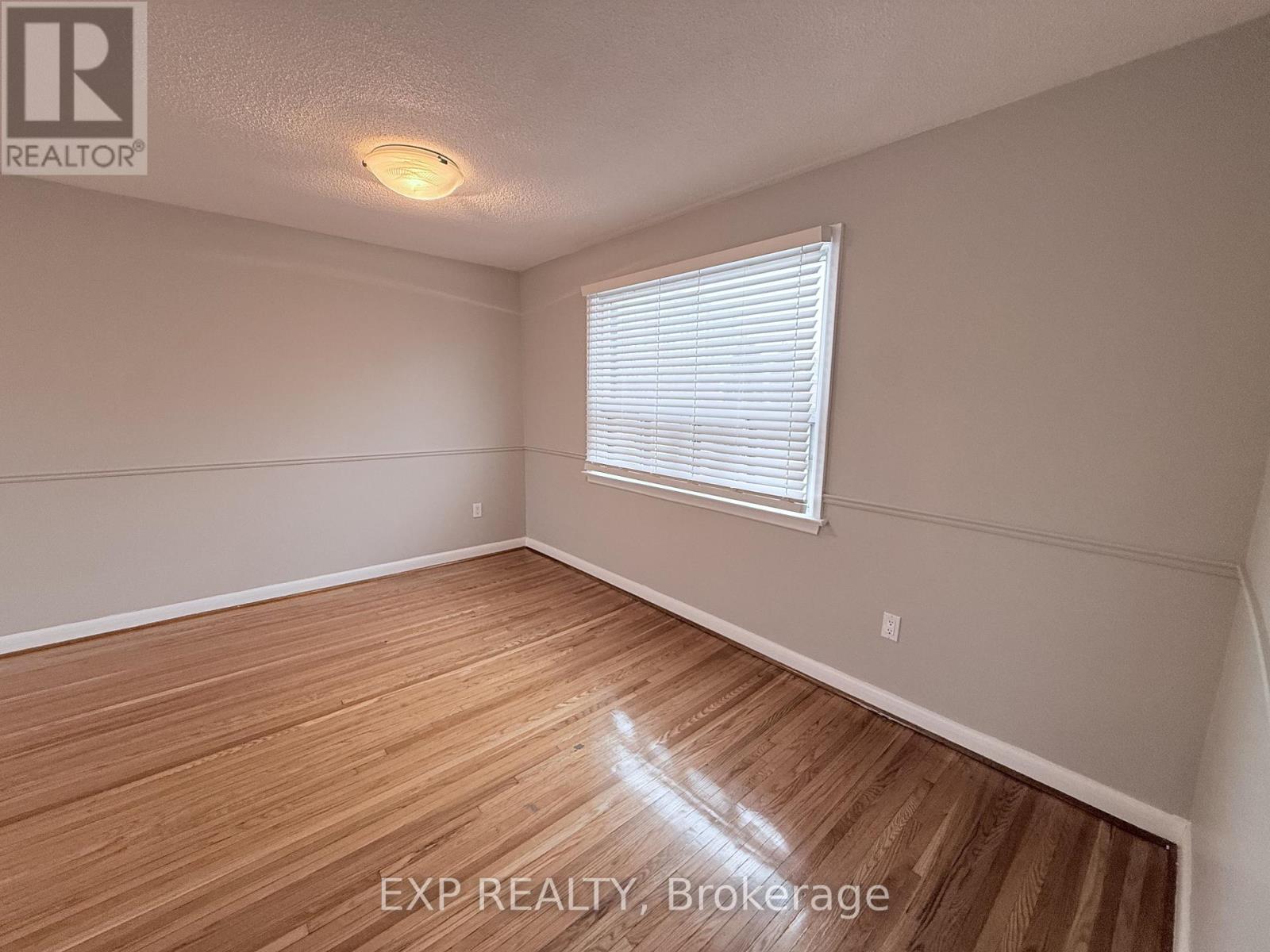 65 Beckett Avenue, Toronto, Ontario  M6L 2B3 - Photo 23 - W12856178