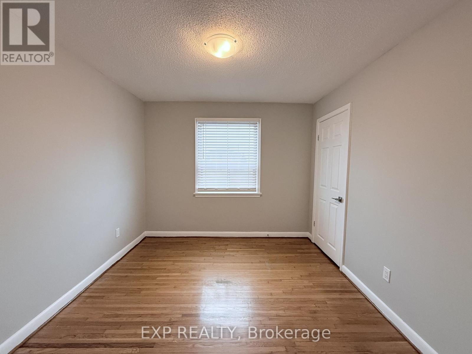 65 Beckett Avenue, Toronto, Ontario  M6L 2B3 - Photo 25 - W12856178