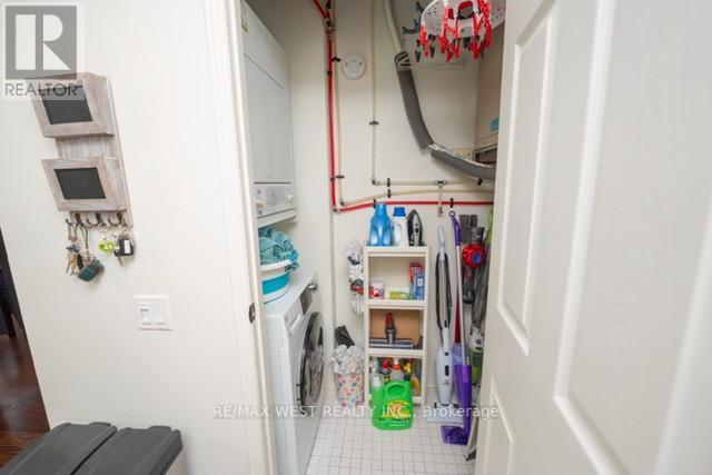 59 - 760 Lawrence Avenue W, Toronto, Ontario  M6A 3E7 - Photo 18 - W12856212