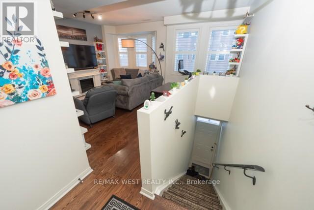 59 - 760 Lawrence Avenue W, Toronto, Ontario  M6A 3E7 - Photo 2 - W12856212