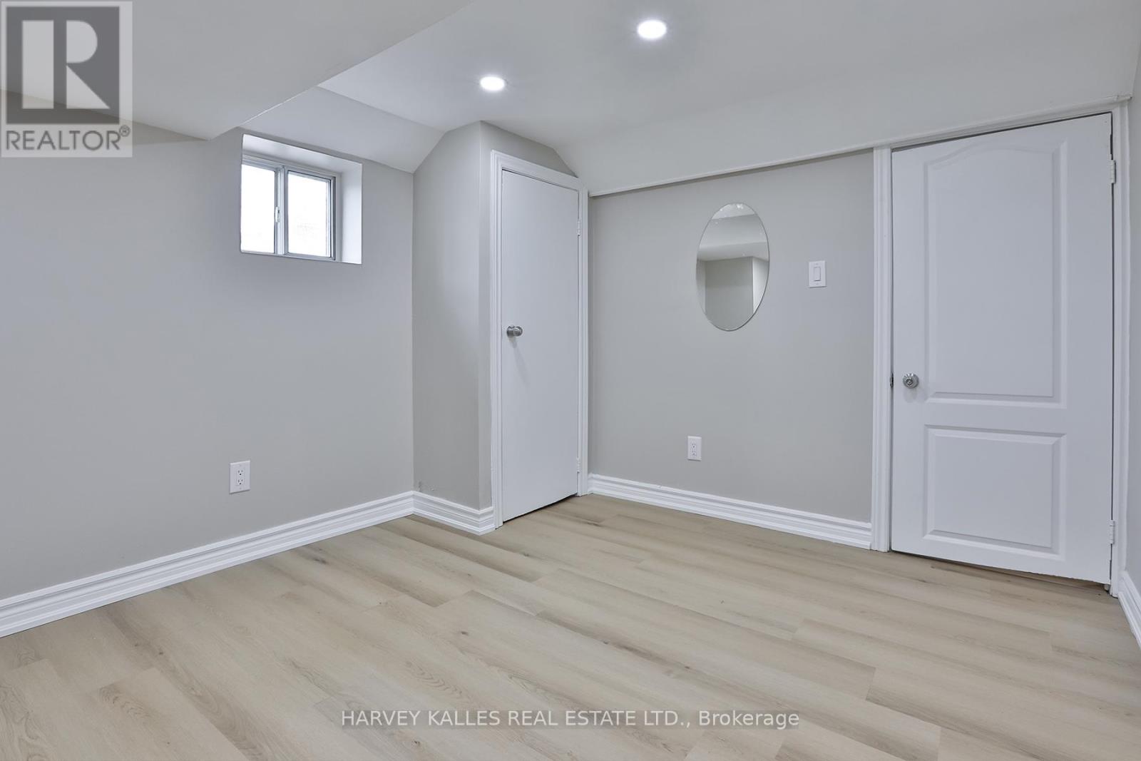 1239 Jane Street, Toronto, Ontario  M6M 4X9 - Photo 19 - W12856228