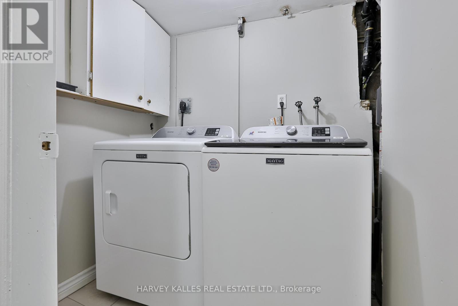 1239 Jane Street, Toronto, Ontario  M6M 4X9 - Photo 20 - W12856228