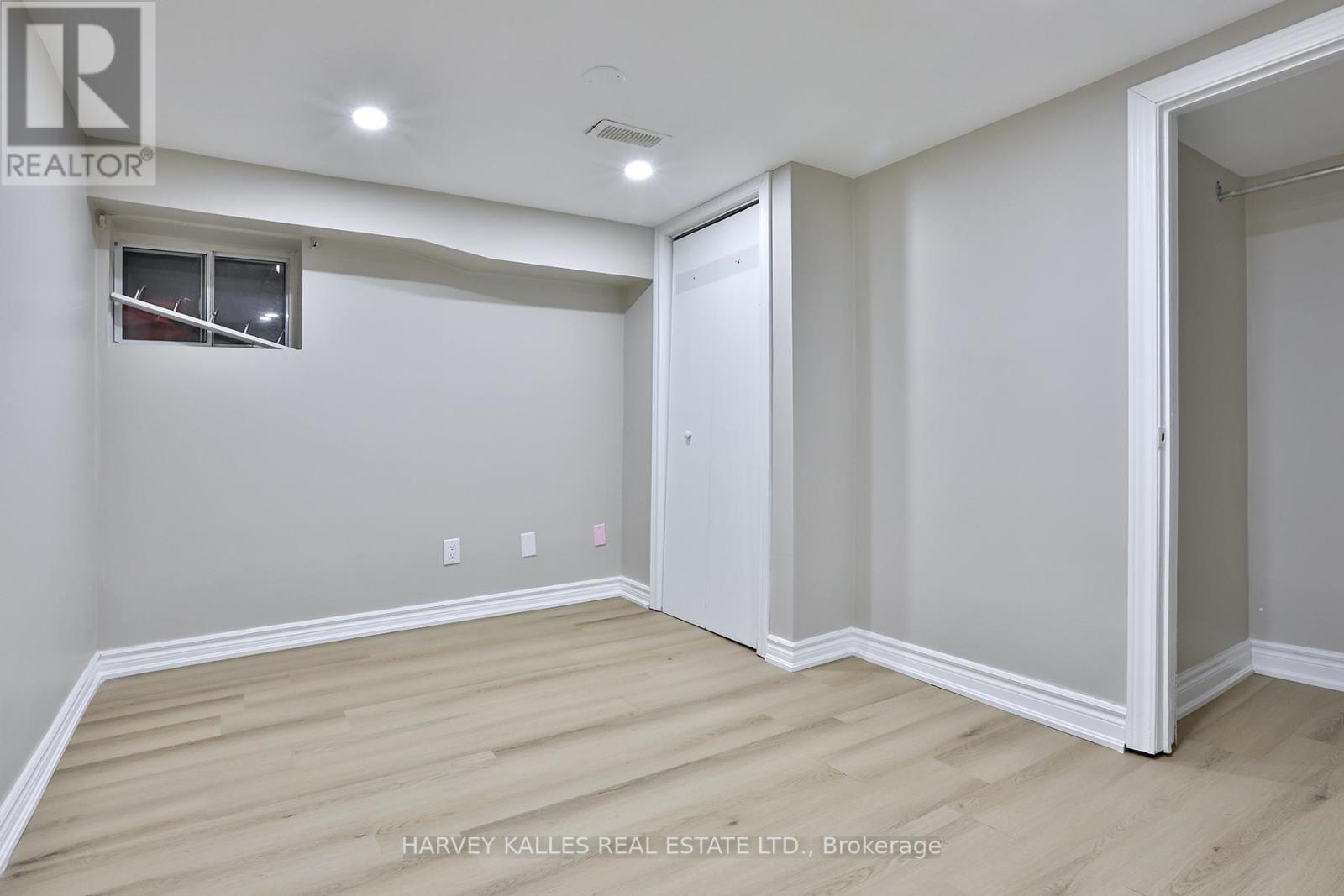 1239 Jane Street, Toronto, Ontario  M6M 4X9 - Photo 21 - W12856228