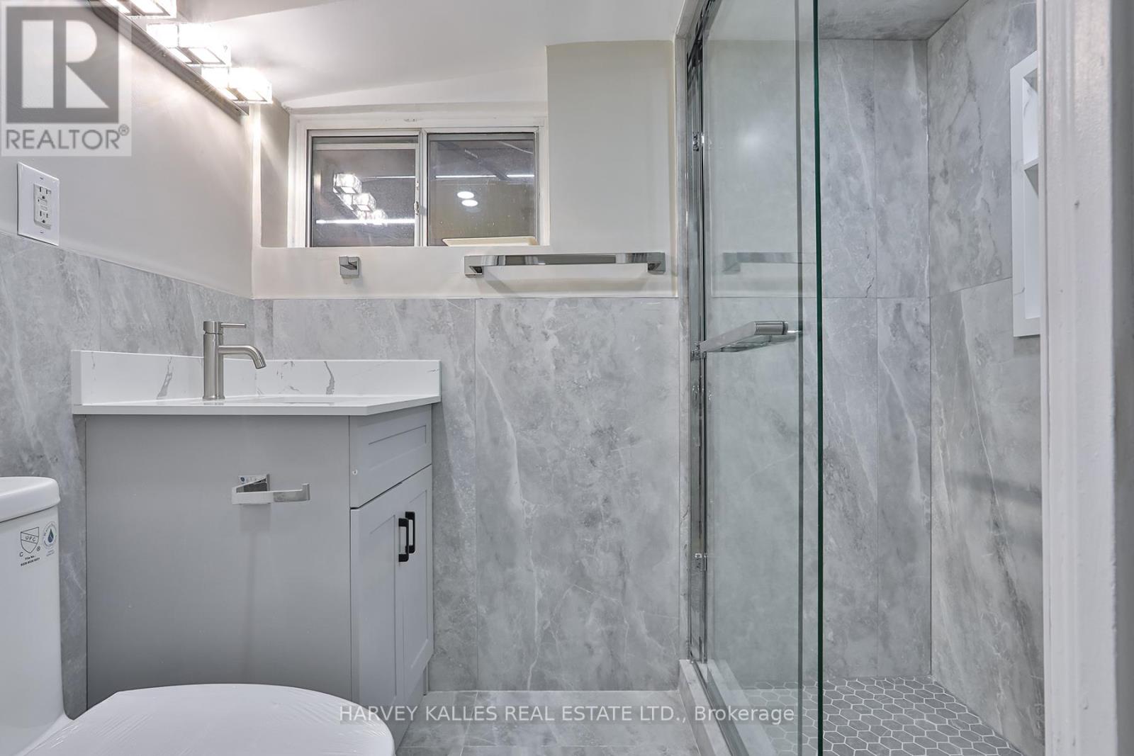 1239 Jane Street, Toronto, Ontario  M6M 4X9 - Photo 23 - W12856228