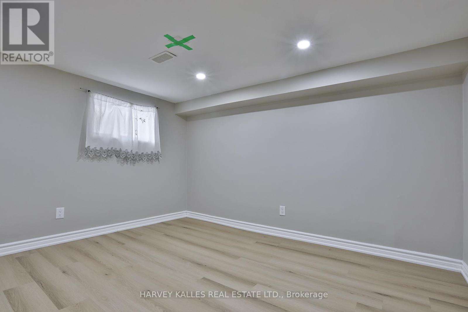 1239 Jane Street, Toronto, Ontario  M6M 4X9 - Photo 26 - W12856228