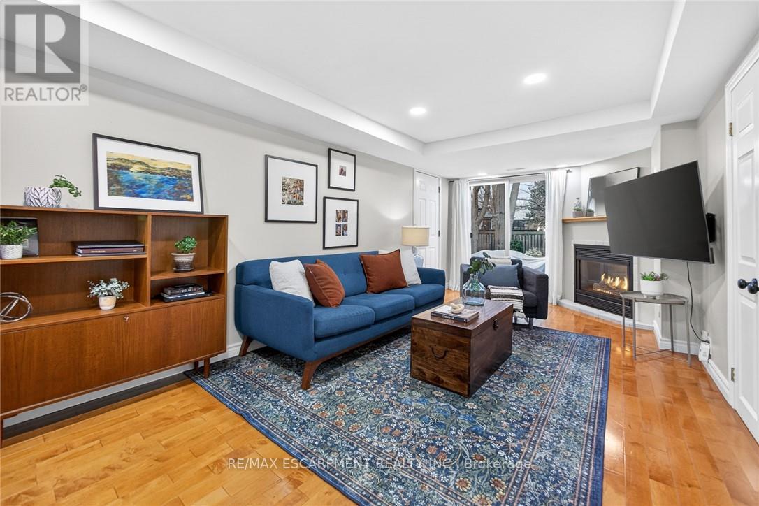 479 Pinedale Avenue, Burlington (Appleby), Ontario  L7L 3W3 - Photo 31 - W12856254