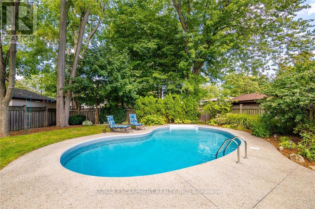 479 Pinedale Avenue, Burlington (Appleby), Ontario  L7L 3W3 - Photo 45 - W12856254