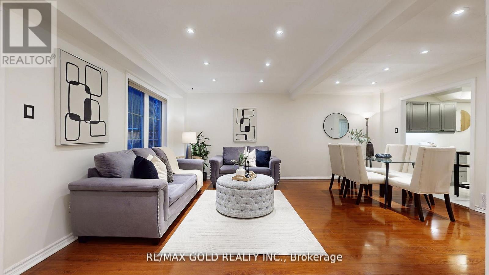 156 Royal Salisbury Way, Brampton, Ontario  L6V 3J9 - Photo 6 - W12856258