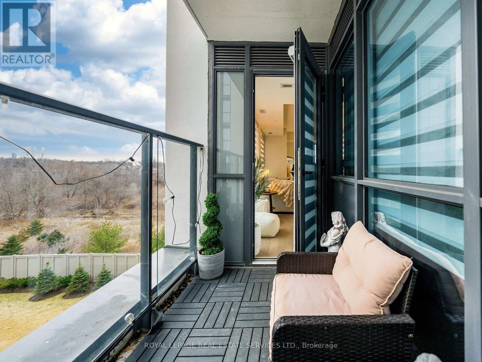 303 - 1063 Douglas Mccurdy Common, Mississauga (Lakeview), Ontario  L5G 0C5 - Photo 7 - W12856320