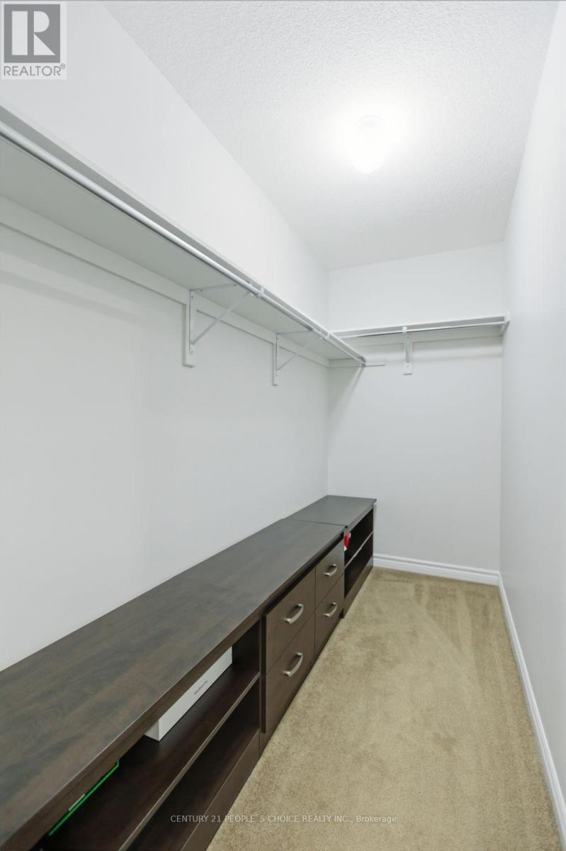 188 Bonnieglen Farm Boulevard, Caledon, Ontario  L7C 4C1 - Photo 23 - W12856322