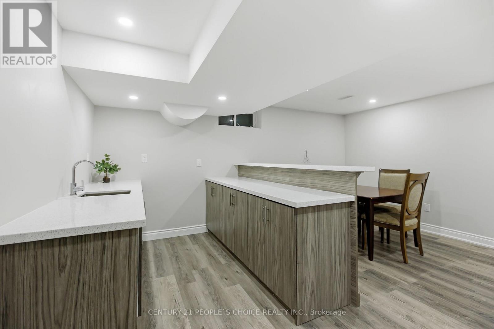 188 Bonnieglen Farm Boulevard, Caledon, Ontario  L7C 4C1 - Photo 25 - W12856322