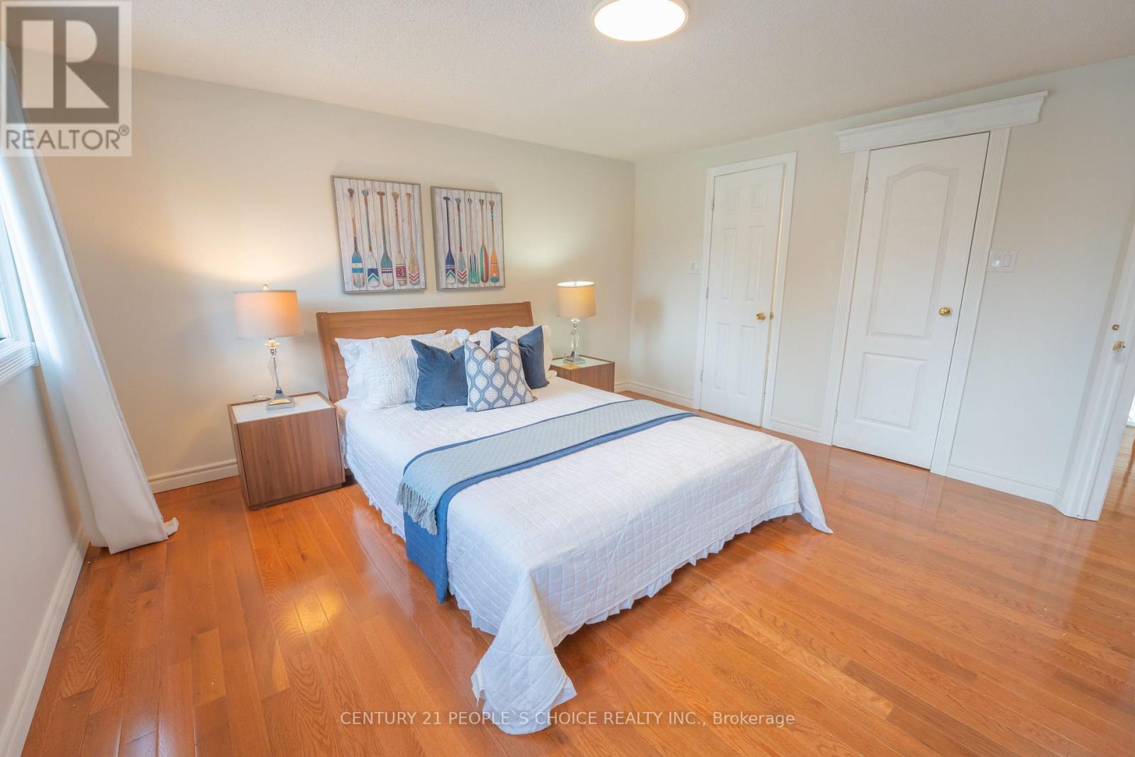 2247 Silverbirch Court, Burlington, Ontario  L7M 3H4 - Photo 24 - W12856344