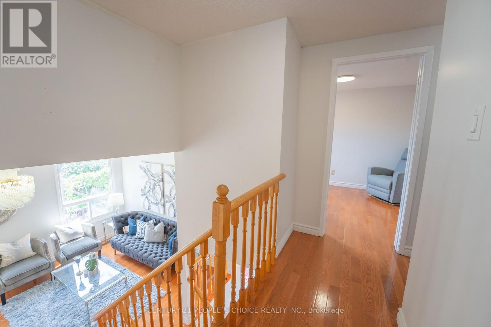 2247 Silverbirch Court, Burlington, Ontario  L7M 3H4 - Photo 35 - W12856344