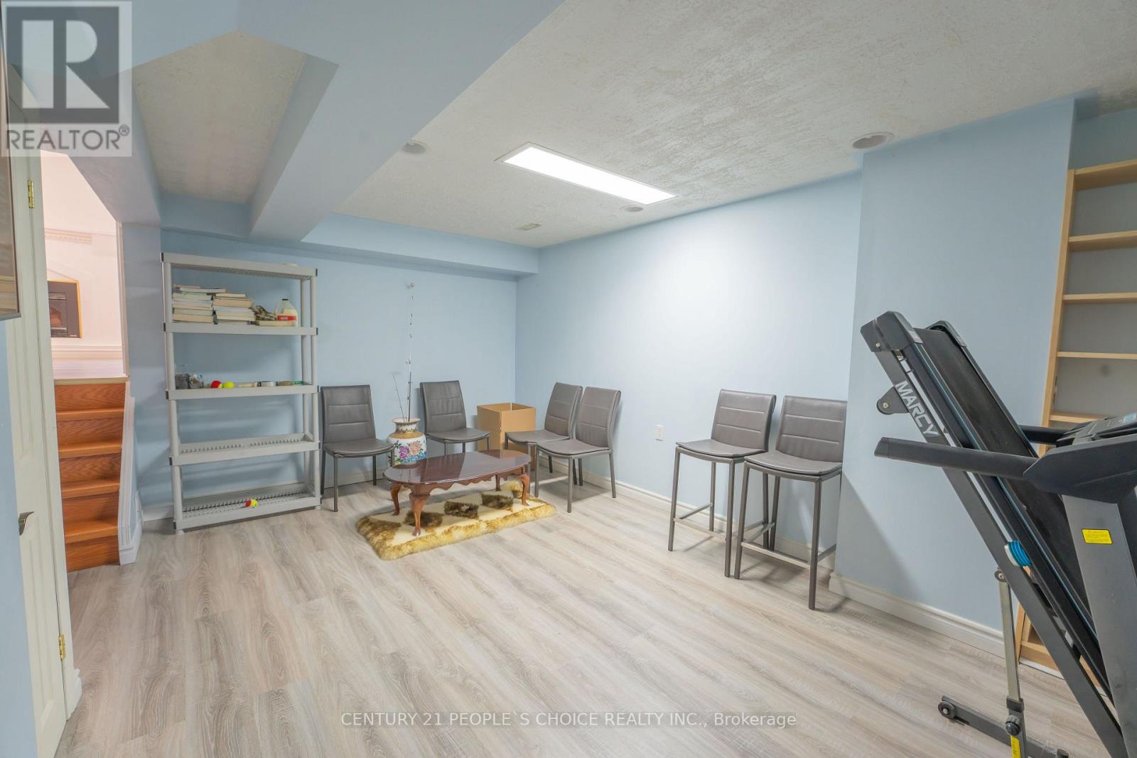 2247 Silverbirch Court, Burlington, Ontario  L7M 3H4 - Photo 41 - W12856344