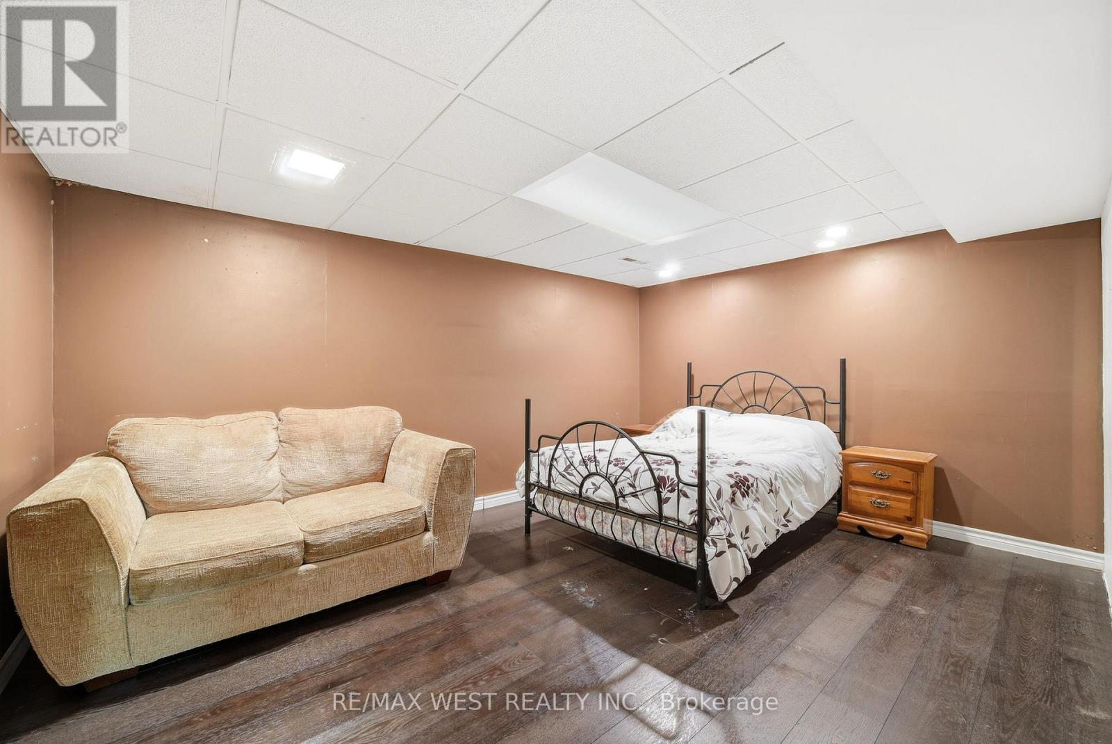 690 Robertson Crescent, Milton, Ontario  L9T 4V5 - Photo 17 - W12856378