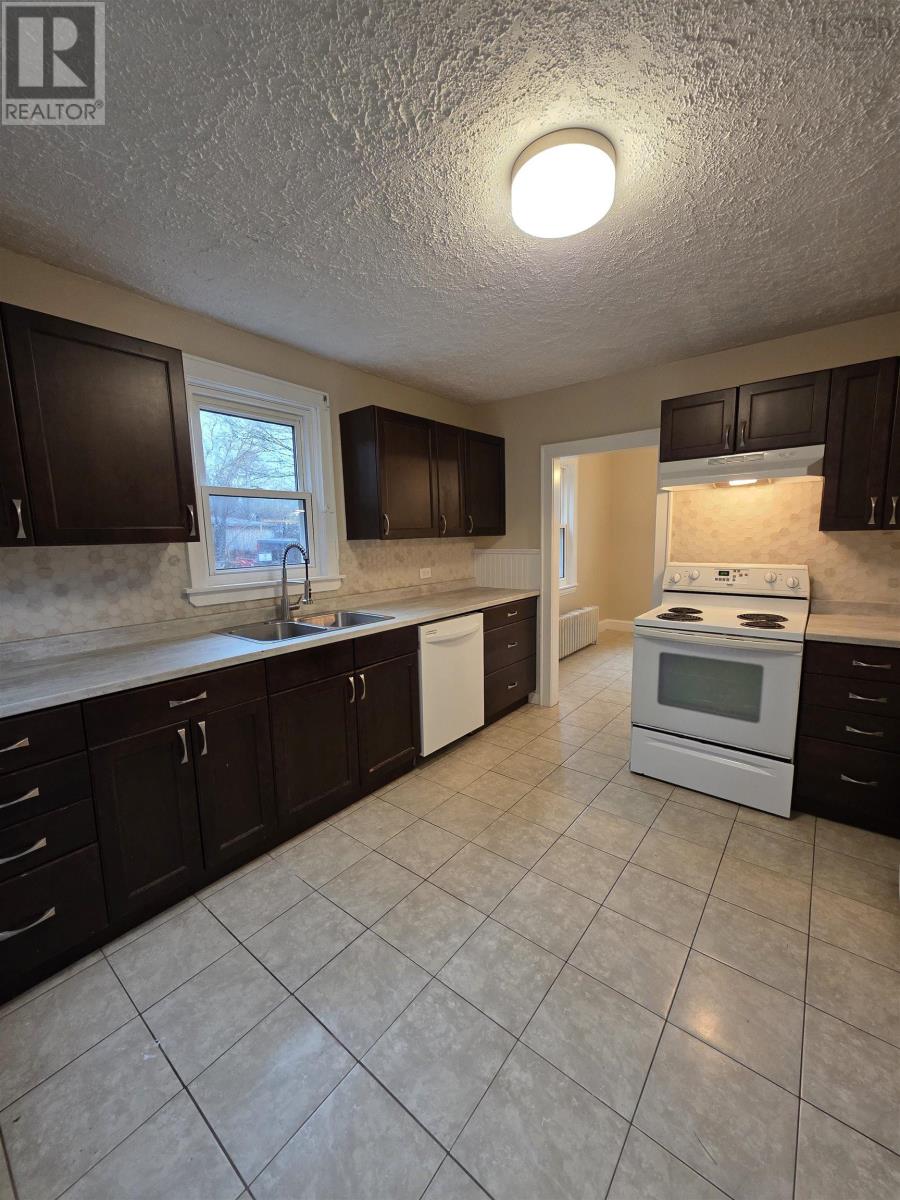 2345 Highway 239 Highway, Point Edward, Nova Scotia  B2A 4R3 - Photo 8 - 202529324