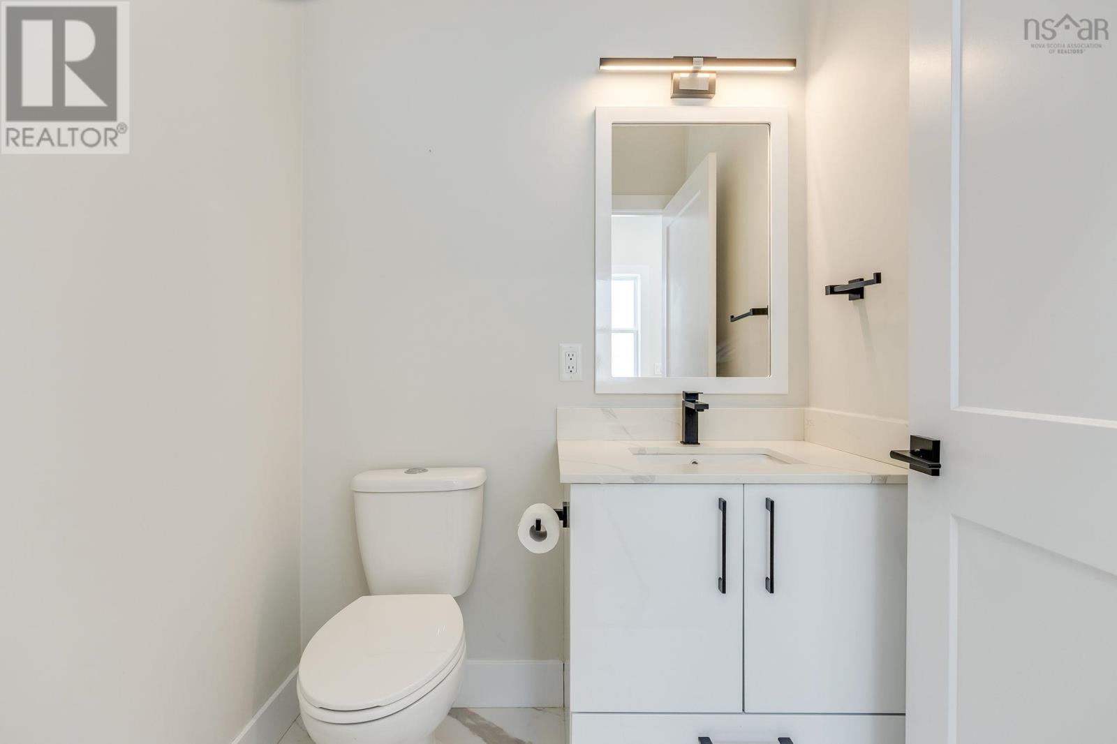 855 Highway 2, Elmsdale, Nova Scotia  B2S 1M1 - Photo 32 - 202602072