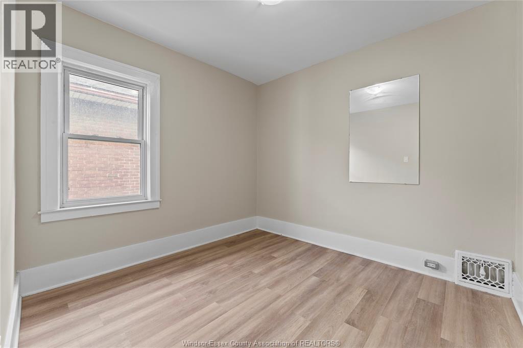 252-254 Giles Boulevard East, Windsor, Ontario  N9A 4C2 - Photo 16 - 26004776