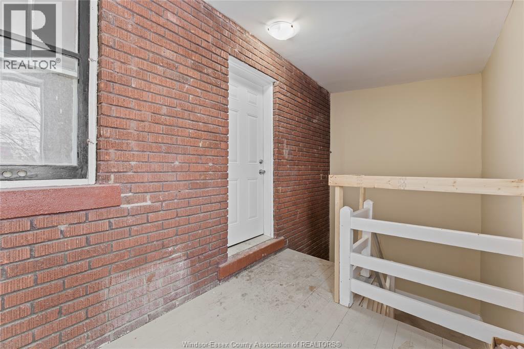 252-254 Giles Boulevard East, Windsor, Ontario  N9A 4C2 - Photo 19 - 26004776