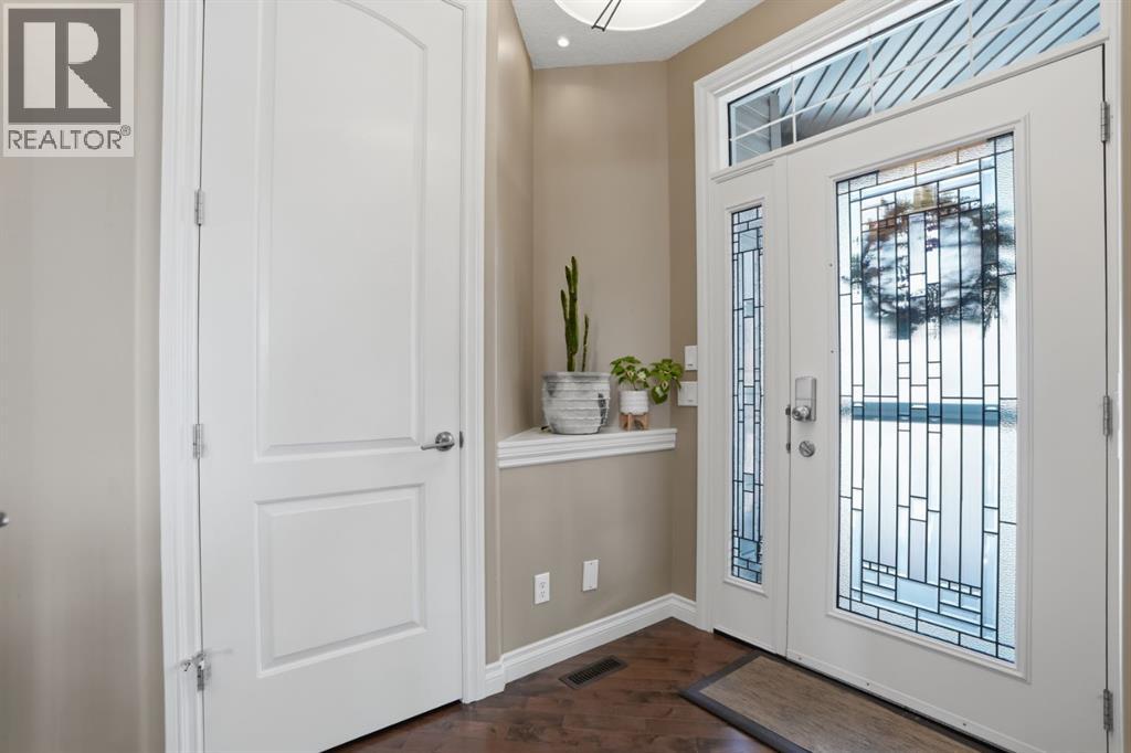 1929 High Park Circle Nw, High River, Alberta  T1V 0E7 - Photo 4 - A2290772