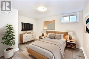 2 - 25 Endfield Avenue, Hamilton, Ontario  L8T 2L3 - Photo 2 - X12856172