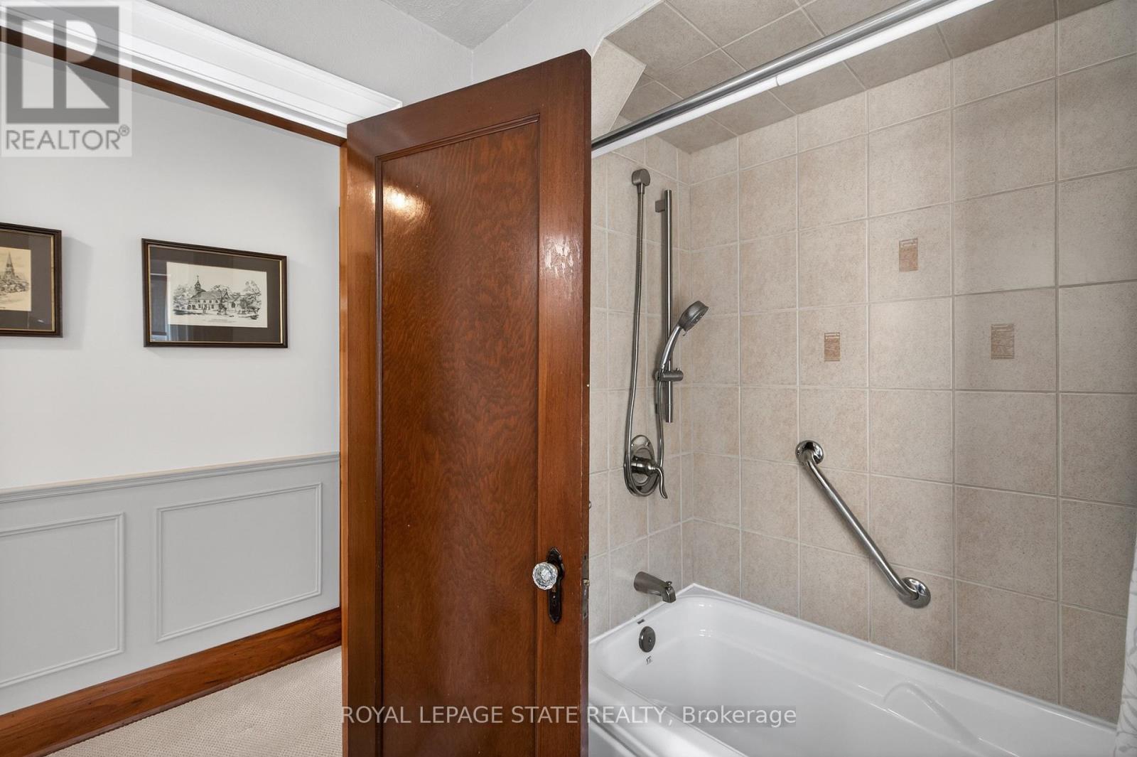 436 Maple Avenue, Hamilton, Ontario  L8M 2C5 - Photo 35 - X12856238