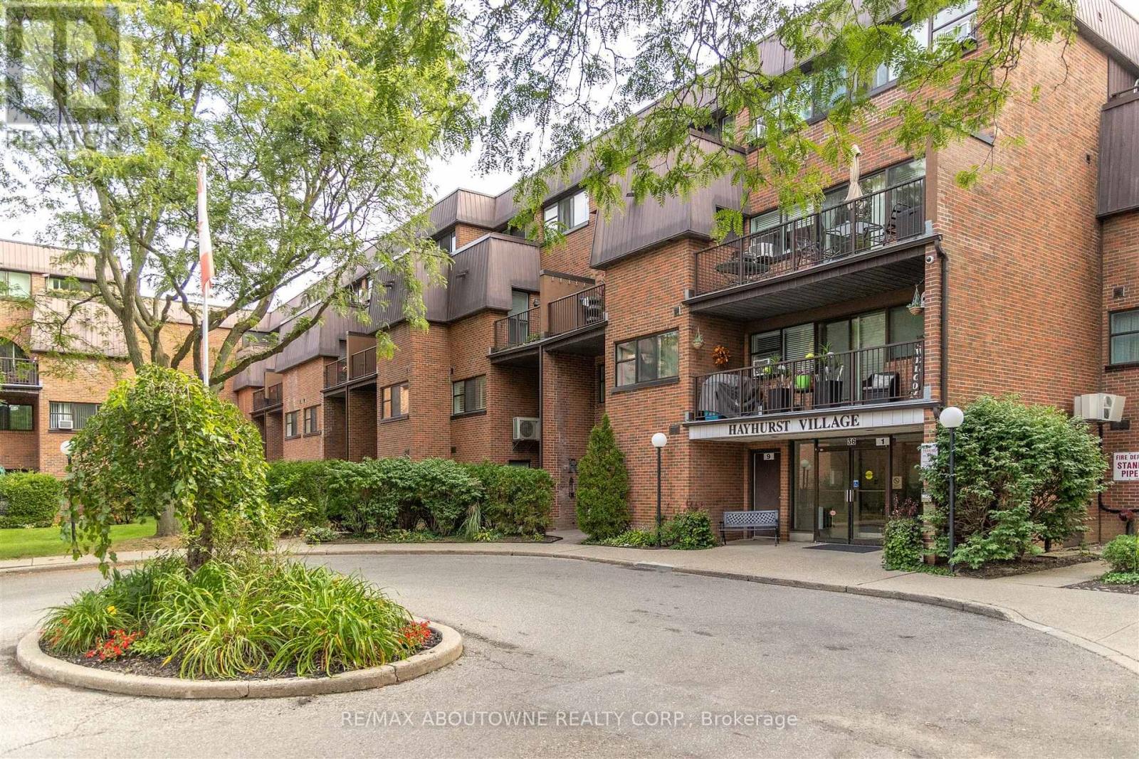 334 - 36 Hayhurst Road, Brantford, Ontario  N3R 6Y9 - Photo 2 - X12856288