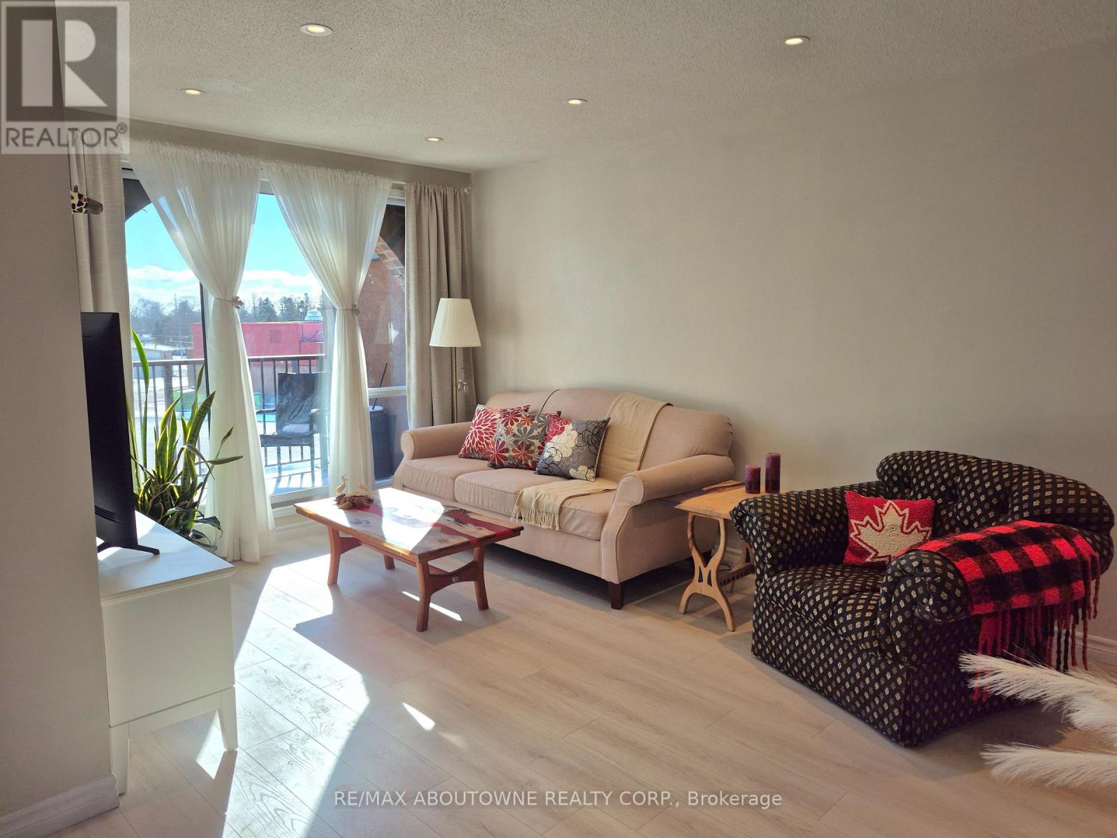 334 - 36 Hayhurst Road, Brantford, Ontario  N3R 6Y9 - Photo 6 - X12856288