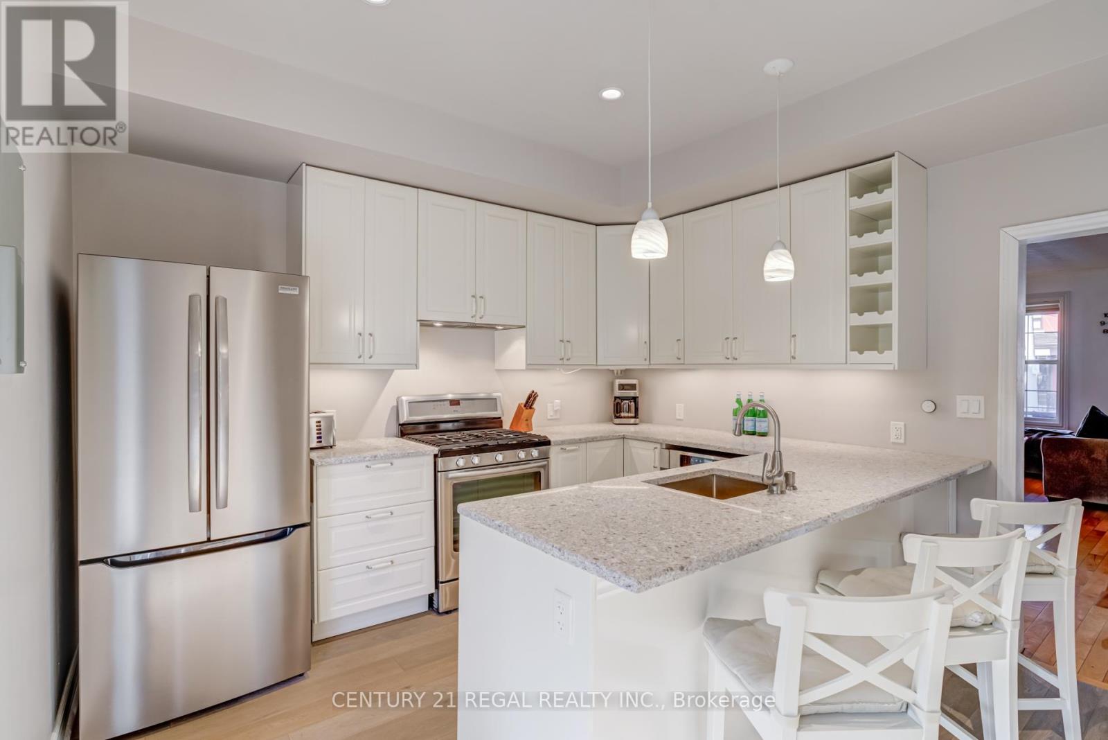 9 Mcneil Street, Hamilton, Ontario  L8R 2C3 - Photo 15 - X12856312