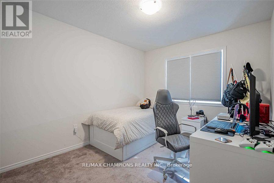 7732 White Pine Crescent, Niagara Falls, Ontario  L2H 3R5 - Photo 16 - X12856318