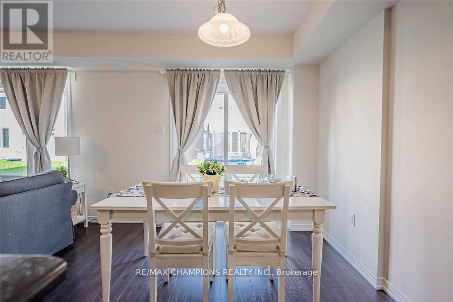 7732 White Pine Crescent, Niagara Falls, Ontario  L2H 3R5 - Photo 7 - X12856318