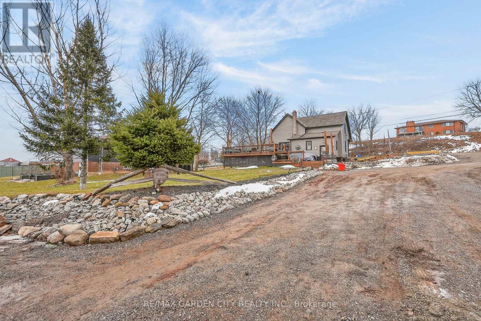 3745 King Street, Lincoln, Ontario  L0R 2C0 - Photo 49 - X12856342