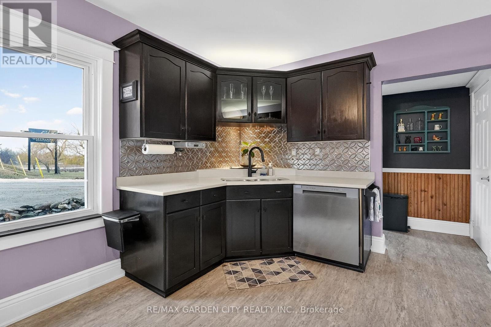 3745 King Street, Lincoln, Ontario  L0R 2C0 - Photo 9 - X12856342