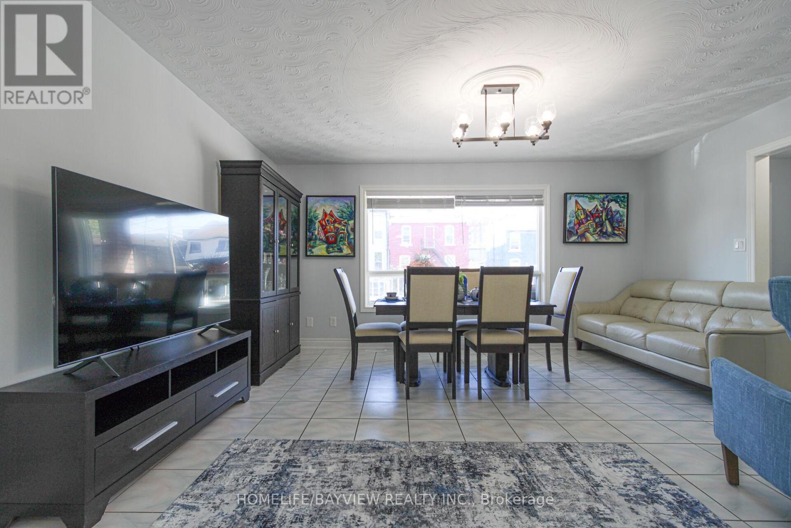 128 Cathcart Street, Hamilton, Ontario  L8L 5A2 - Photo 11 - X12856370