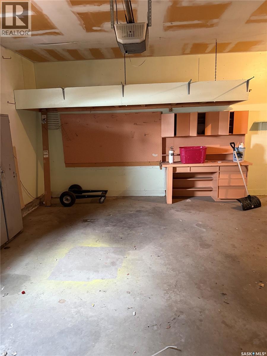 2312 Robin Place, North Battleford, Saskatchewan  S9A 3T7 - Photo 33 - SK029906