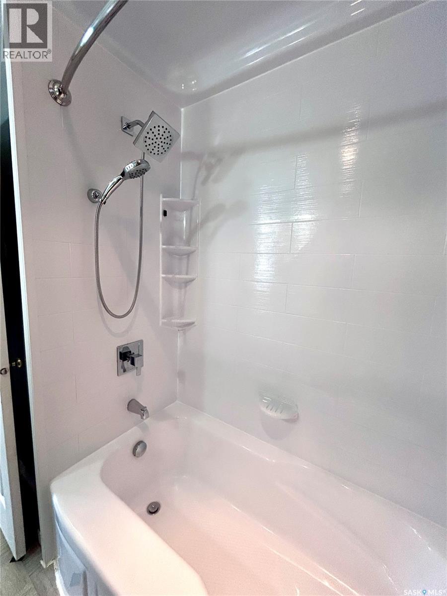 306 Main Street, Bienfait, Saskatchewan  S0C 0M0 - Photo 19 - SK029893