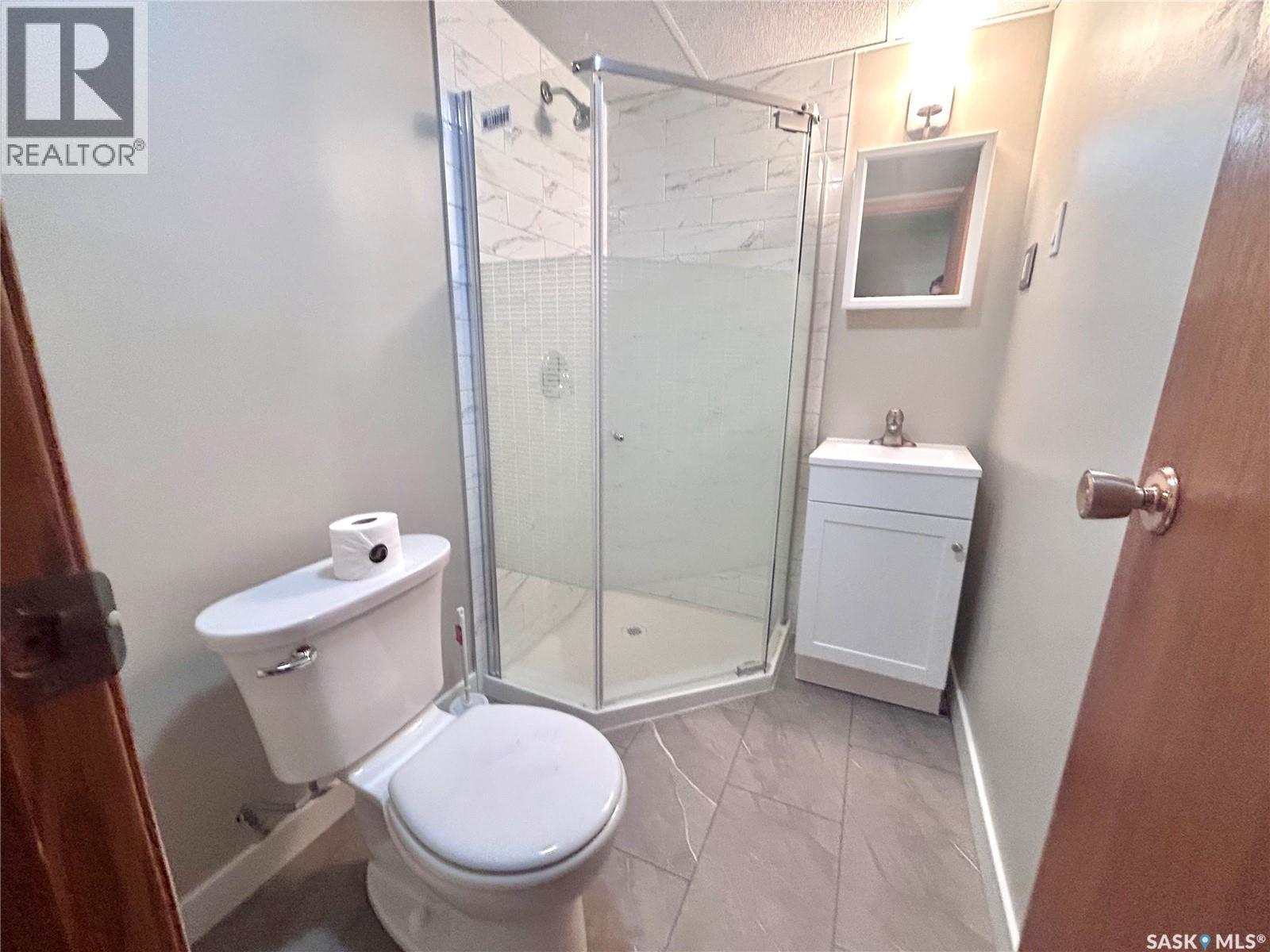 306 Main Street, Bienfait, Saskatchewan  S0C 0M0 - Photo 28 - SK029893