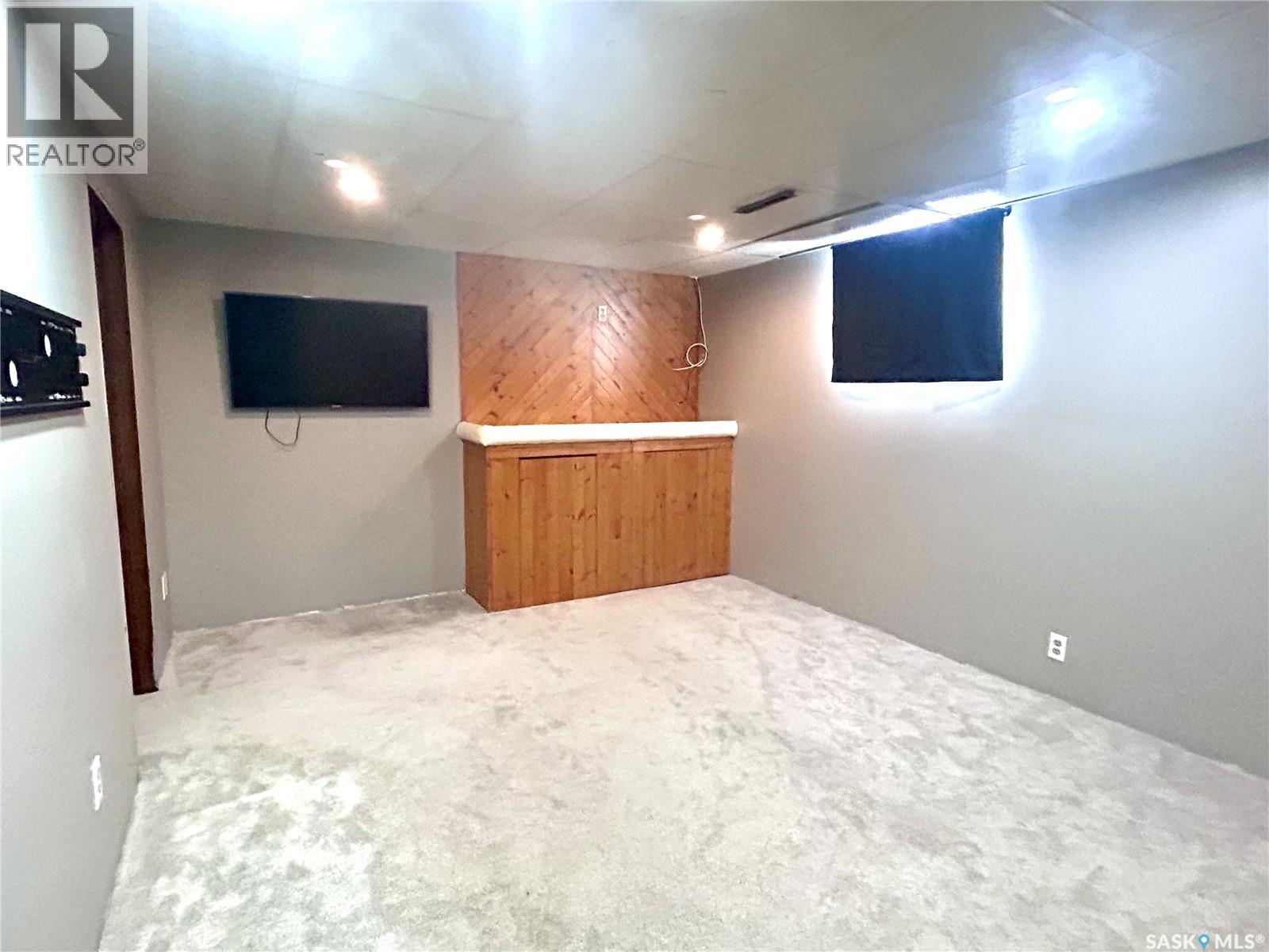 306 Main Street, Bienfait, Saskatchewan  S0C 0M0 - Photo 29 - SK029893